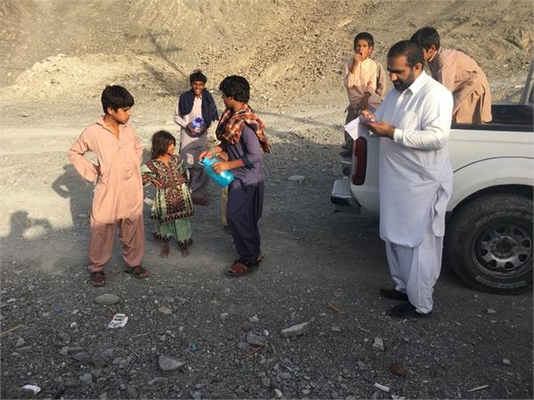 توزیع مواد شوینده و ضدعفونی در سیستان و بلوچستان با حمایت مؤسسه نوید زندگی کوشا