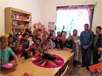 گشایش کتابخانه‌ی آرمان 6